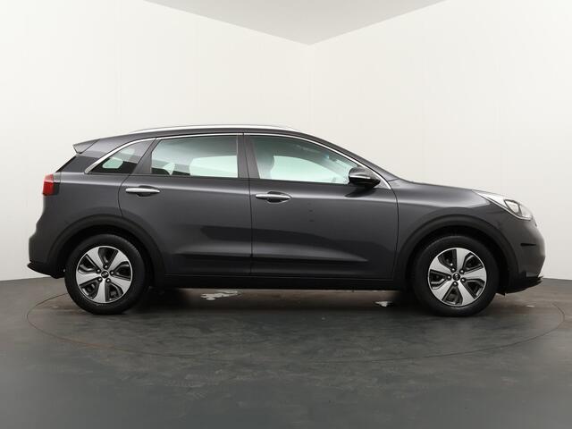 KIA Niro 1.6 GDi Hybrid First Edition | Hoge instap | Trekhaak | Metallic |