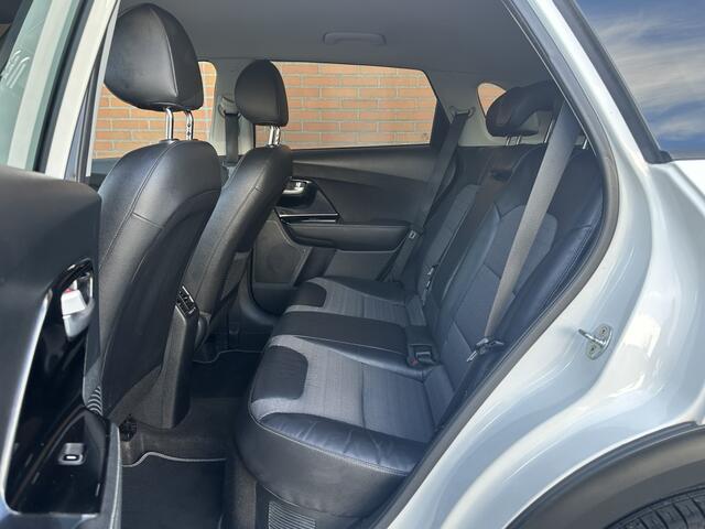 KIA Niro 1.6 GDi Hybride DynamicLine 1e eigenaar Half Leder Carplay Navig