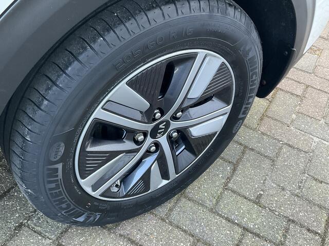 KIA Niro 1.6 GDi Plug-in PHEV Stoel/stuurverw Navi/Cam DynamicLine Plug-in