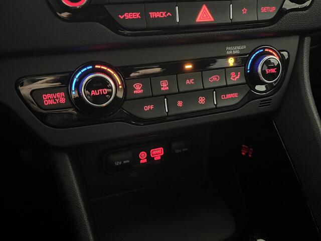 KIA Niro 1.6 GDi Hybrid DynamicLine ECC/CAMERA/APPLE/CRUISE