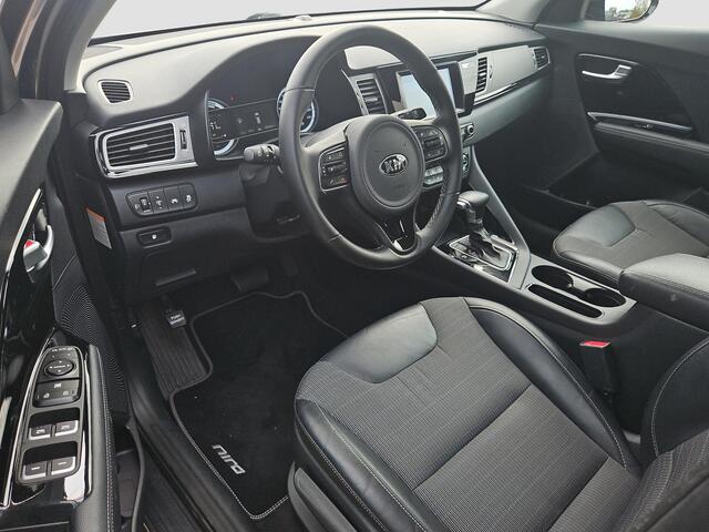 KIA Niro 1.6 GDi Hybrid First Edition | Leder | Cruise | Navi | Privacy Glass | Camera | Lan Assist |