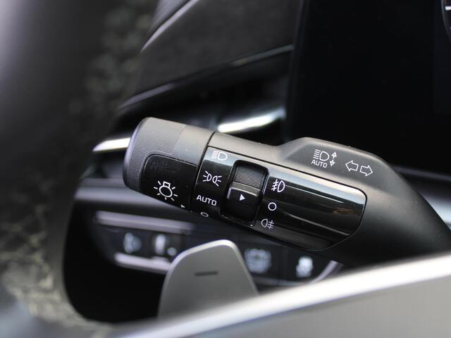 KIA Niro 1.6 GDi Hybrid DynamicLine | Trekhaak | Camera | Clima | Cruise adapt. | 16" LM | Parkeersensor v+a |
