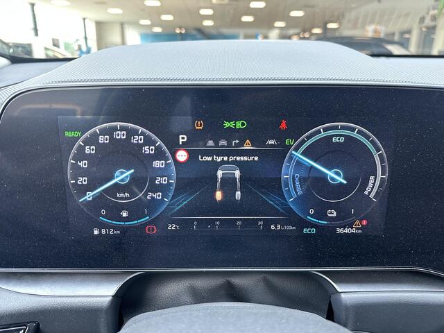 KIA Niro 1.6 GDi Hybrid ExecutiveLine Elektrische schuif-kanteldak | Stoelverwarming | Stuurverwarming | Stoel Koeling voor | Climate controle | Cruise controle | Achteruitrijcamera