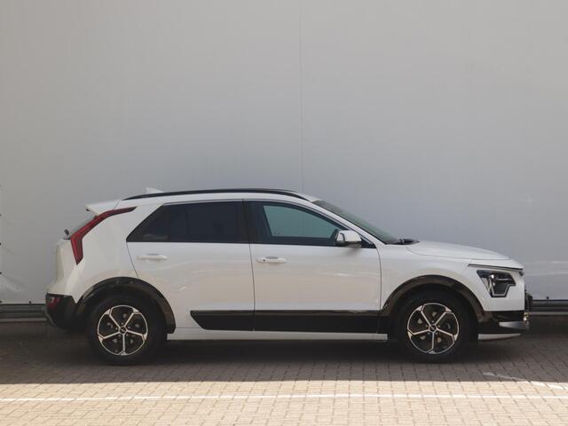 KIA Niro 1.6 GDi PHEV DynamicPlusLine | Achteruitrijcamera | Dodehoekdetectie | Stoel- en stuurverwarming |