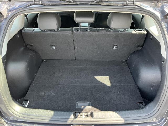 KIA Niro 1.6 GDi Hybrid DynamicLine Trekhaak, Navigatie, Achteruitrijcamera, Climate control, Parkeersensoren, Adaptieve cruise control, Dealeronderhouden
