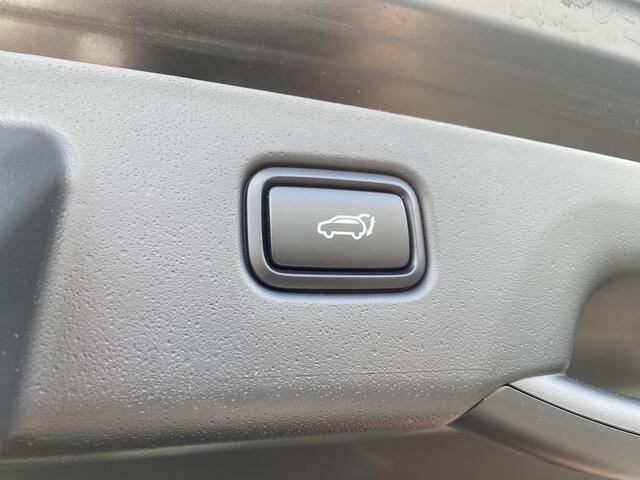 KIA Niro 1.6 GDi Hybrid DynamicPlusLine Schuif-/kanteldak, Dodehoekdetectie, HUD, Stoel- & Stuurwiel verwamd, Navigatie, Nieuw geleverd en dealeronderhouden, 1e eign. BTW-auto