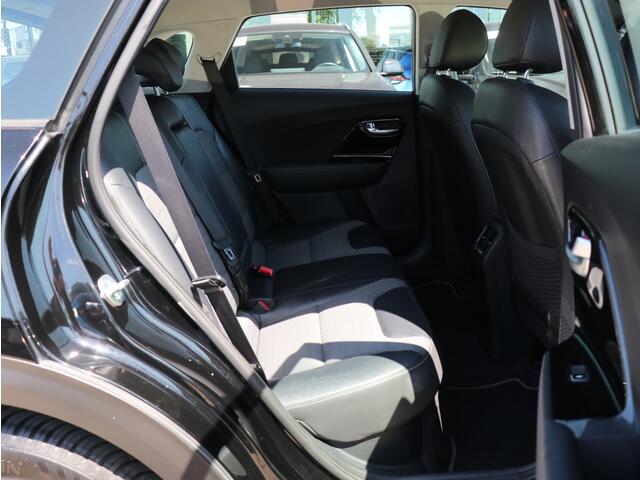 KIA Niro 1.6 GDi Hybrid DynamicLine I Navi I Trekhaak I Half-leder