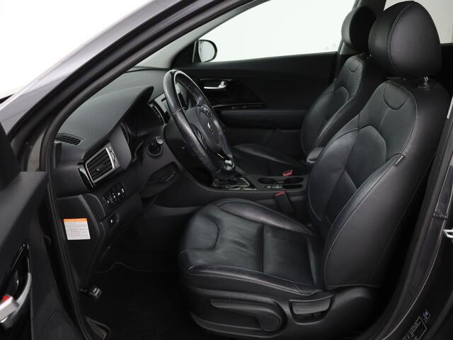 KIA Niro 1.6 GDi Hybrid BusinessLine | Leder | Stoel & stuurverwarming | Adaptive cruise | Camera | Carplay | Navigatie | Climate control | Keyless