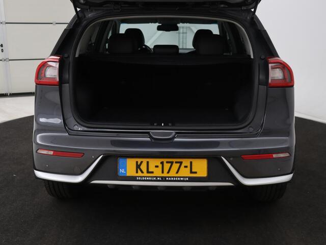 KIA Niro 1.6 GDi Hybrid BusinessLine | Leder | Stoel & stuurverwarming | Adaptive cruise | Camera | Carplay | Navigatie | Climate control | Keyless