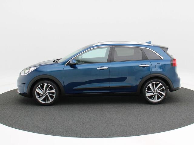 KIA Niro 1.6 GDi Hybrid Design Edition | Open Dak | Camera | Cruise Control | Stoel en Stuur Verwarming | Carplay | Climate Control | Privacy Glass | 18 Inch | 91.597 Km!!