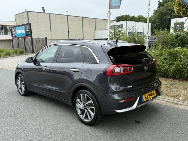 KIA Niro 1.6 GDi Hybrid ExecutiveLine 141PK AutomaatoLederoTrekhaak