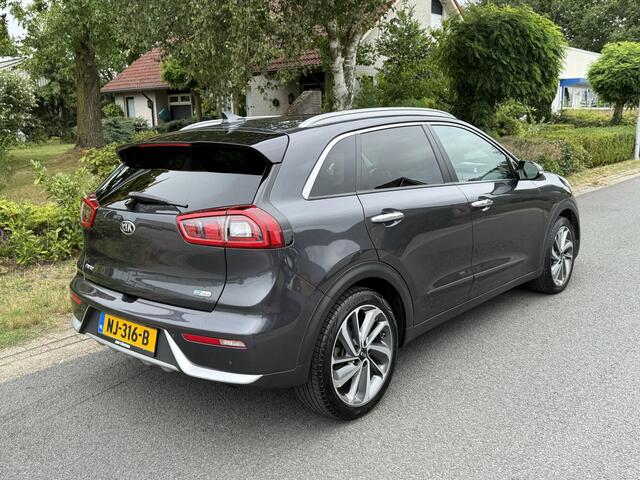KIA Niro 1.6 GDi Hybrid ExecutiveLine 141PK AutomaatoLederoTrekhaak