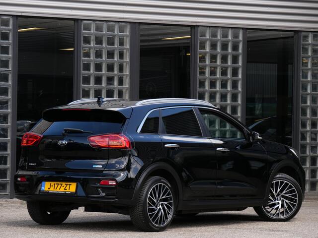 KIA Niro 64kWh 3-FASE EXECUTIVELINE/ 18INCH/ LEER/ JBL/ DODE HOEK DETECTIE