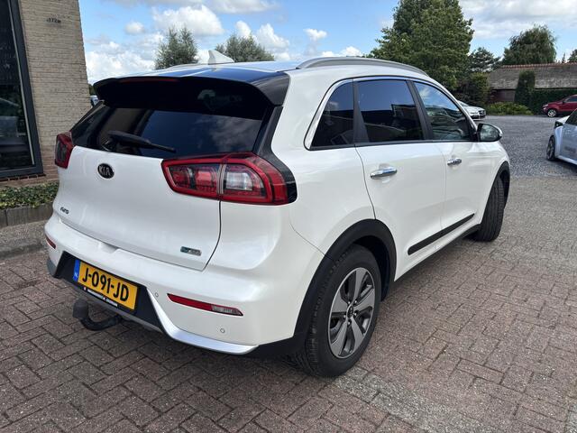 KIA Niro 1.6 GDi Hybrid Automaat DynamicLine Trekhaak / Leder / Schuifdak
