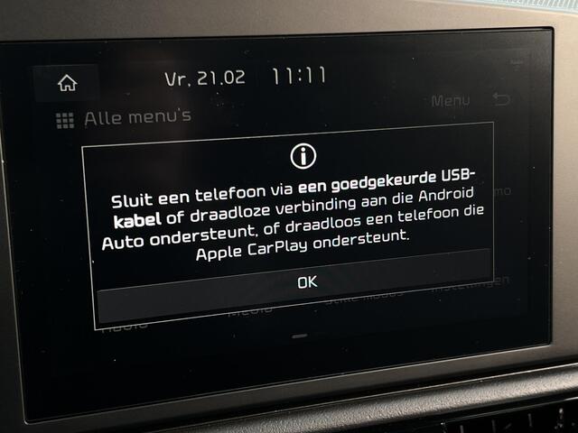 KIA Niro 1.6 GDi PHEV DynamicLine Automaat / 184 PK! / Navigatie Door Apple CarPlay/Android Auto / 1.300 KG Trekgewicht / Stoel- & Stuurverwarming / Adaptieve Cruise Control / Achteruitrijcamera / Parkeersensoren / Climate Control / Lichtmetalen Velgen / Passagier