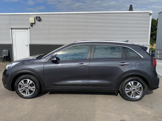 KIA Niro 1.6 GDi Hybrid First Edition Navigatie, Trekhaak, Nieuw geleverd en dealeronderhouden, parkeersensoren, achteruitrij camera, cruise control, Apple CarPlay/Android auto,