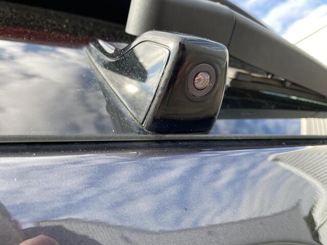 KIA Niro 1.6 GDi Hybrid First Edition Navigatie, Trekhaak, Nieuw geleverd en dealeronderhouden, parkeersensoren, achteruitrij camera, cruise control, Apple CarPlay/Android auto,