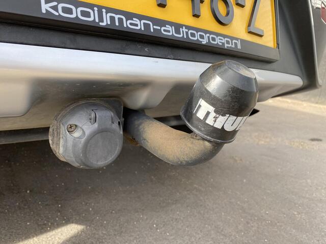 KIA Niro 1.6 GDi Hybrid First Edition Navigatie, Trekhaak, Nieuw geleverd en dealeronderhouden, parkeersensoren, achteruitrij camera, cruise control, Apple CarPlay/Android auto,