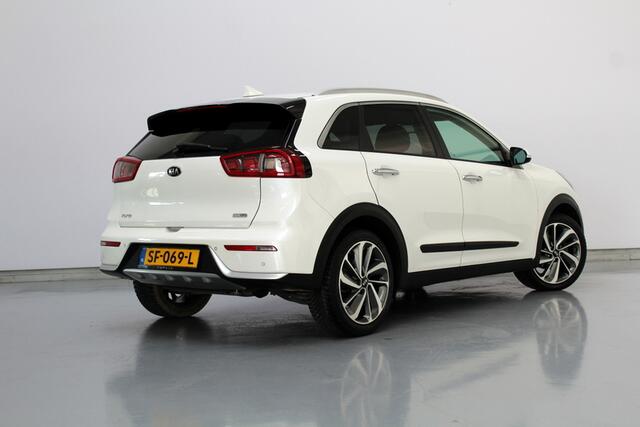 KIA Niro 1.6 GDi Hybrid Edition 149PK, HALF LEER | STOEL/STUURVERWARMING | NAVIGATIE | CARPLAY