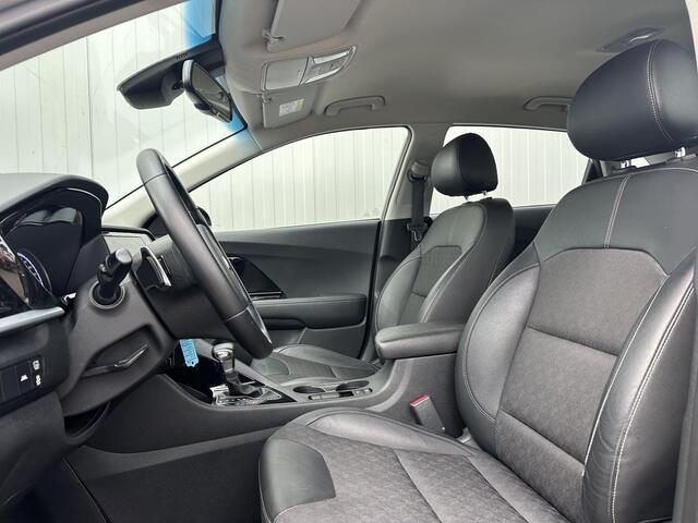 KIA Niro 1.6 GDi Hybrid DynamicLine / Apple Carplay & Android Auto / achteruitrijcamera / parkeersensoren achter / trekhaak /