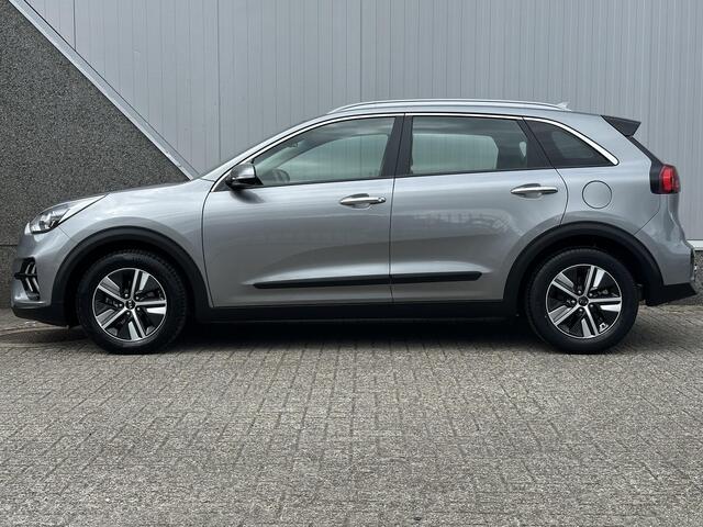KIA Niro 1.6 GDi Hybrid DynamicLine / Apple Carplay & Android Auto / achteruitrijcamera / parkeersensoren achter / trekhaak /