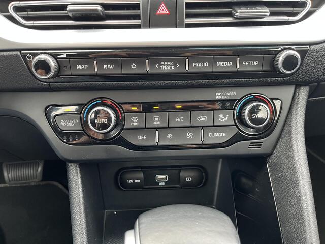 KIA Niro 1.6 GDi Hybrid DynamicLine /Apple Carplay/Android Auto/ cruise control adaptief/ navigatiesysteem full map/ rijstrooksensor met correctie/