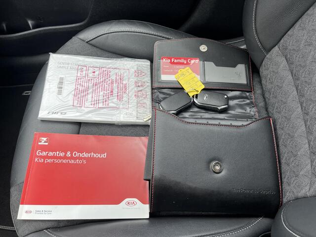 KIA Niro 1.6 GDi Hybrid DynamicLine /Apple Carplay/Android Auto/ cruise control adaptief/ navigatiesysteem full map/ rijstrooksensor met correctie/