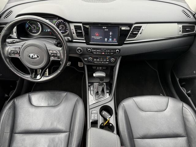 KIA Niro 1.6 GDi PHEV DynamicLine / Trekhaak (1300 KG Trekgewicht) / Stuurverwarming / Stoelverwarming / Stoelventilatie / Achteruitrijcamera / Cruise Control Adaptief / Panoramadak / Apple carplay / Android auto