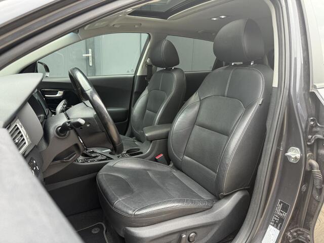 KIA Niro 1.6 GDi PHEV DynamicLine / Trekhaak (1300 KG Trekgewicht) / Stuurverwarming / Stoelverwarming / Stoelventilatie / Achteruitrijcamera / Cruise Control Adaptief / Panoramadak / Apple carplay / Android auto