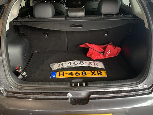 KIA Niro 1.6 GDi Hybrid DynamicLine AUTOMAAT | AFNEEMBARE TREKHAAK | NAVIGATIE | ACHTERUITRIJCAMERA
