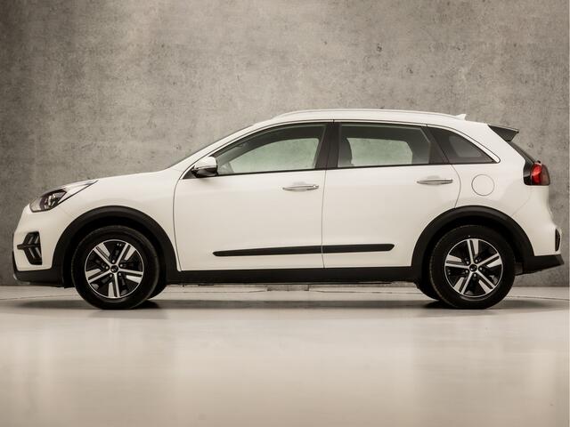 KIA Niro 1.6 GDi Hybrid DynamicLine 142Pk Automaat (APPLE CARPLAY, GROOT NAVI, LEDER, ADAPTIVE CRUISE, CAMERA, SPORTSTOELEN, KEYLESS, PARKEERSENSOREN, LANE ASSIST, NIEUWE APK, NIEUWSTAAT)