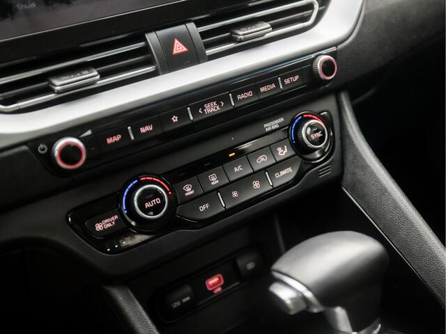 KIA Niro 1.6 GDi Hybrid DynamicLine 142Pk Automaat (APPLE CARPLAY, GROOT NAVI, LEDER, ADAPTIVE CRUISE, CAMERA, SPORTSTOELEN, KEYLESS, PARKEERSENSOREN, LANE ASSIST, NIEUWE APK, NIEUWSTAAT)