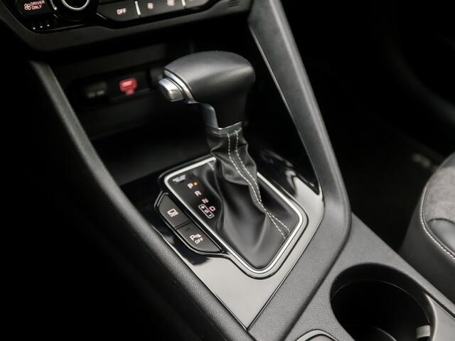 KIA Niro 1.6 GDi Hybrid DynamicLine 142Pk Automaat (APPLE CARPLAY, GROOT NAVI, LEDER, ADAPTIVE CRUISE, CAMERA, SPORTSTOELEN, KEYLESS, PARKEERSENSOREN, LANE ASSIST, NIEUWE APK, NIEUWSTAAT)