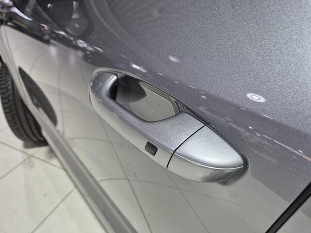 KIA Niro 1.6 GDi Hybrid DynamicLine 18"LM Velgen , prive Glass , 10 jaar garantie, dealer onderhouden !