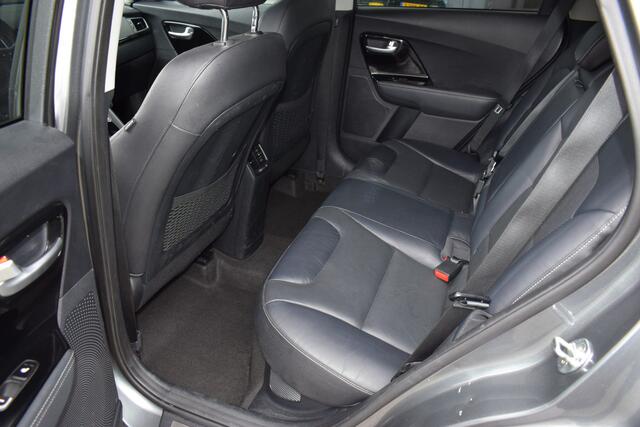 KIA Niro 1.6i-16V Hybrid Executive DCT6/Autom. | Cruise Control | Navigatie | Camera | Leder | Stoel+StuurVerwarming | Trekhaak | Tot 10Jr. Kia-Garantie