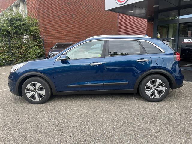 KIA Niro 1.6 GDi Hybrid DynamicPlusLine // LED // ADAPTIVE CRUISE // DODEHOEK // CAMERA+SENSOREN // NAVI+CARPLAY // STOELVERWARMING //