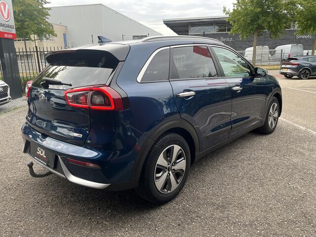 KIA Niro 1.6 GDi Hybrid DynamicPlusLine // LED // ADAPTIVE CRUISE // DODEHOEK // CAMERA+SENSOREN // NAVI+CARPLAY // STOELVERWARMING //