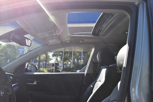KIA Niro 1.6 GDi Hybrid ExecutiveLine Schuifdak | JBL | Leder | Stoelventilatie/Verwarming | 12 mnd BOVAG garantie Whatsapp 06-53188999