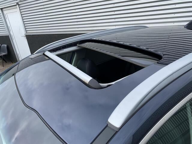 KIA Niro 1.6 GDi Hybrid ExecutiveLine Elektr. schuif-/kanteldak, stoel verwarming- & verkoeling! Stuurverwarming, dodehoek detectie, keyless, achteruitrij camera, navigatie, Apple CarPlay/Android, adaptieve cruise control, NL-auto, BTW-auto, Dealeronderhouden