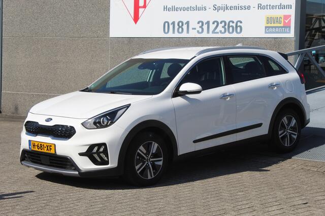 KIA Niro 1.6 GDi Hybrid DynamicLine Automaat/Navigatie/Adaptive cruise control/Apple carplay/Achteruitrijcamera/Parkeersensoren/Climate control/Lane assist/DAB.