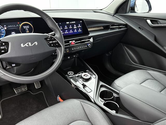 KIA Niro 1.6 GDi Hybrid ExecutiveLine 18" Lichtmetalen velgen | Stoelverkoeling | Stoelverwarming | Stuurverwarming | Head-up Display
