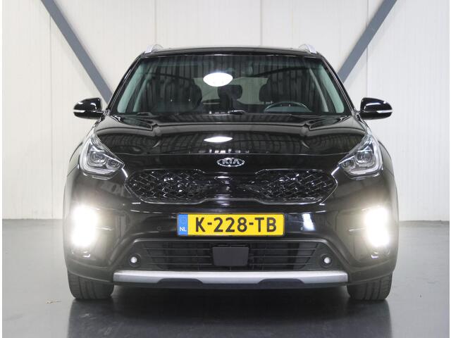 KIA Niro 1.6 GDi Hybrid ExecutiveLine | AUTOMAAT | AppleCarPlay/AndroidAuto | Schuifkanteldak | LEER | Stoelverwarming+Koeling | Keyless | Camera | Climate Control | Navigatie | JBL AUDIO | Parkeersensoren | Isofix | Privacy Glass |
