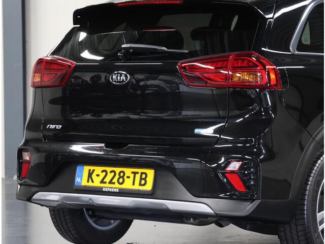 KIA Niro 1.6 GDi Hybrid ExecutiveLine | AUTOMAAT | AppleCarPlay/AndroidAuto | Schuifkanteldak | LEER | Stoelverwarming+Koeling | Keyless | Camera | Climate Control | Navigatie | JBL AUDIO | Parkeersensoren | Isofix | Privacy Glass |