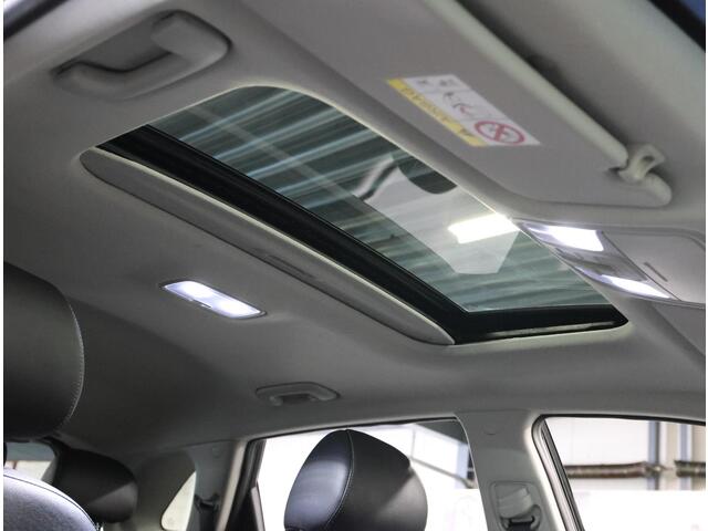 KIA Niro 1.6 GDi Hybrid ExecutiveLine | AUTOMAAT | AppleCarPlay/AndroidAuto | Schuifkanteldak | LEER | Stoelverwarming+Koeling | Keyless | Camera | Climate Control | Navigatie | JBL AUDIO | Parkeersensoren | Isofix | Privacy Glass |