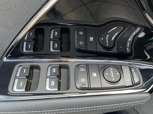 KIA Niro 1.6 GDi Hybrid DynamicLine ACHTERUITRIJCAMERA | HALF LEDER | NAVIGATIE