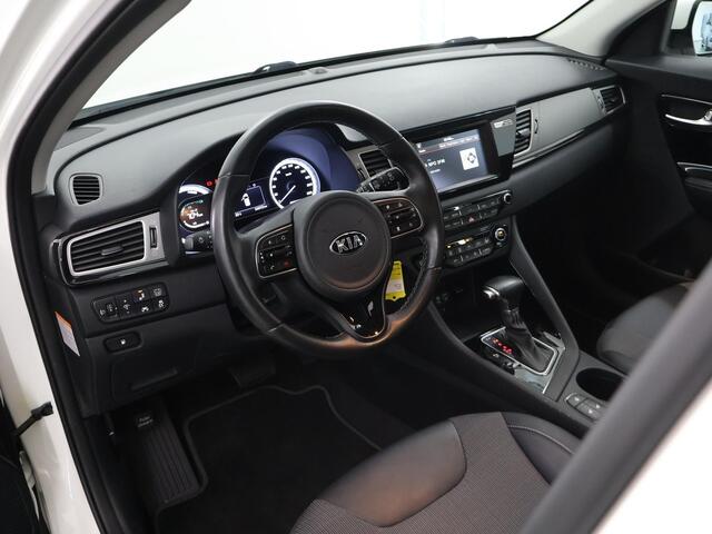 KIA Niro 1.6 GDi Hybrid DynamicLine Edition | Stoel/Stuurwielverwarming | LED Koplampen | Navigatie | Parkeercamera | Climate Control Adaptief |