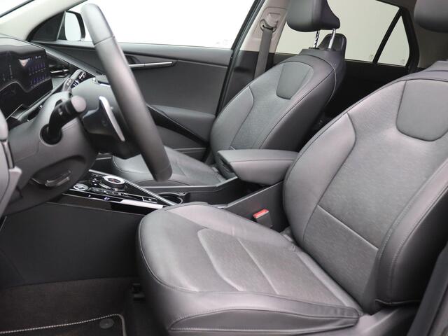 KIA Niro 1.6 GDi Hybrid ExecutiveLine 141PK Aut. Schuif-Kanteldak, Adaptieve Cruise Controle, Keyless, Side Assist, Achteruitrijcamera, Stoelverwarming & Koeling, Trekhaak, 18" LM Velgen