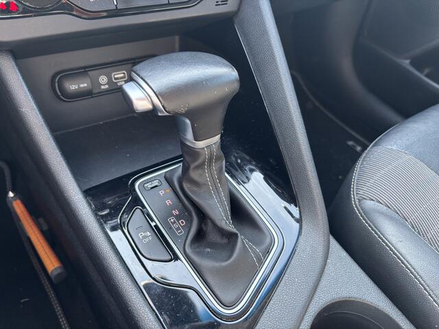 KIA Niro 1.6 GDi Hybrid DynamicLine Automaat Trekhaak / Camera / Carplay