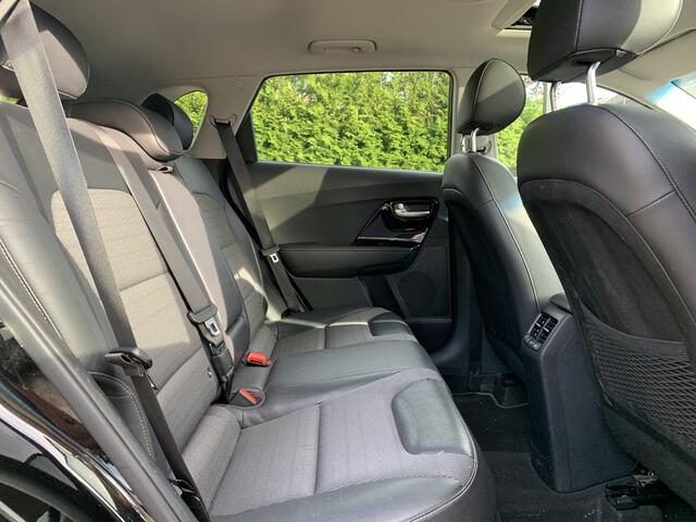 KIA Niro Hybrid Aut., Schuifdak | Trekhaak | Camera