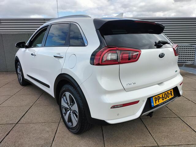 KIA Niro 1.6 GDi Hybrid BusinessLine Camera / Navigatie / Leder / Trekhaak